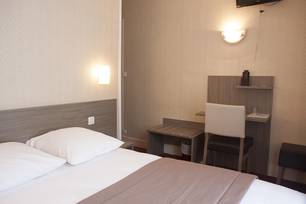 Hotel Eiffel Kensington Paris Rum bild